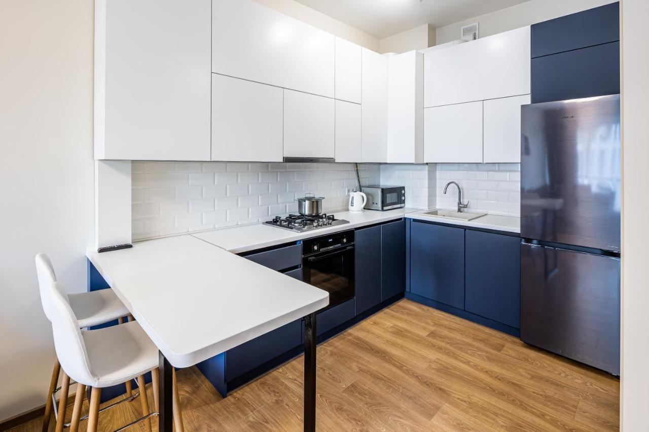 Новобудова В Центрі Львова Appartement Buitenkant foto