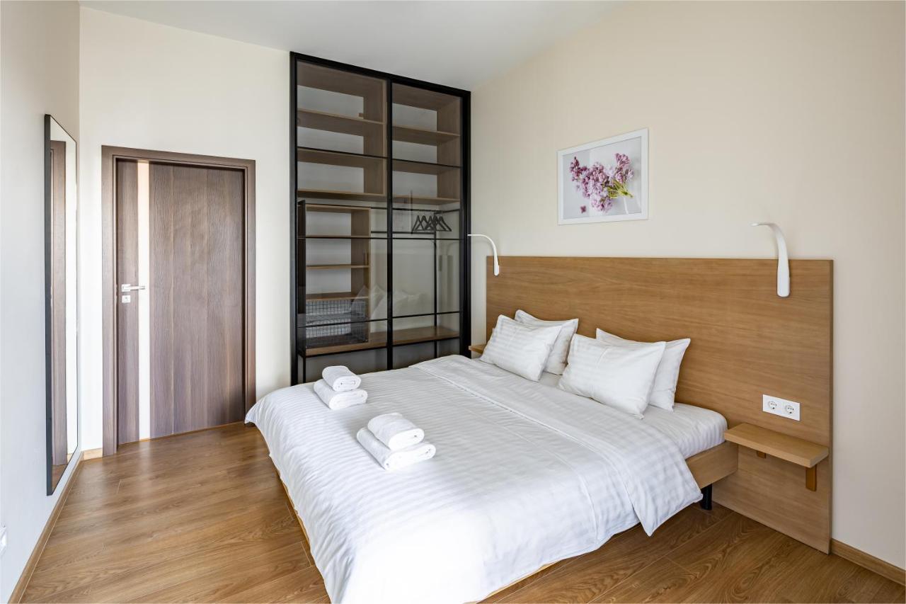 Новобудова В Центрі Львова Appartement Buitenkant foto